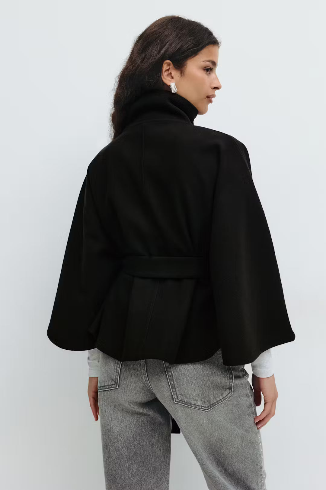 Aurevia Belted Cape™